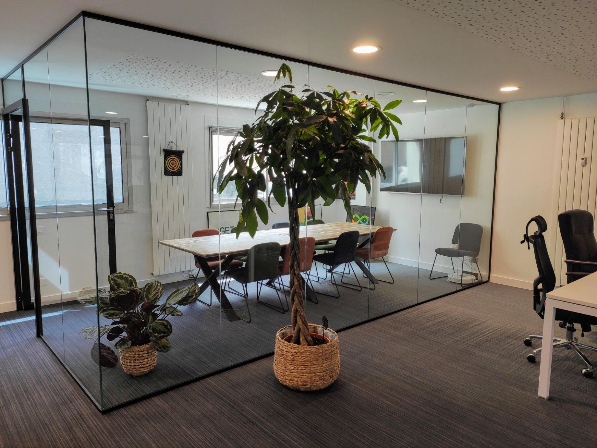 Grande salle de réunion